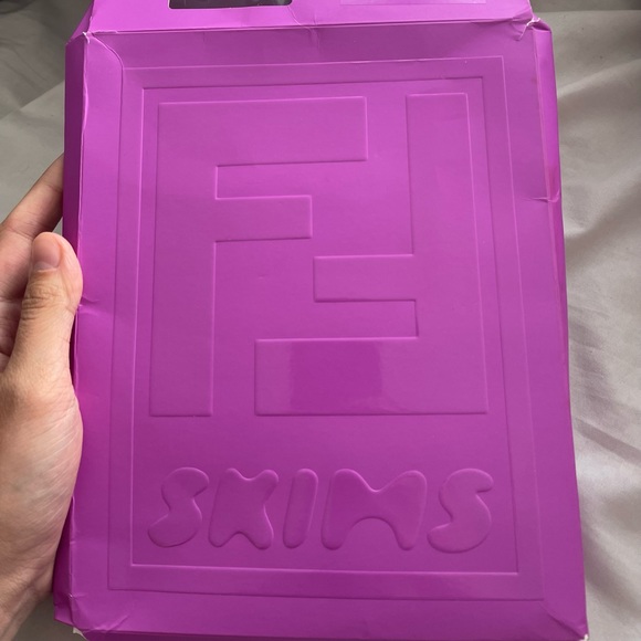 Fendi X Skims skimpy scoop neck bralette **RARE - Picture 6 of 6